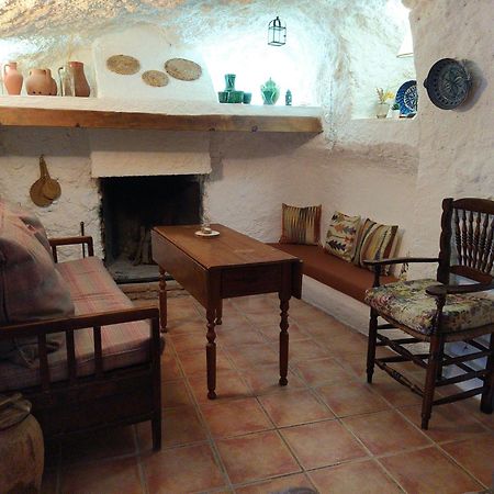 Hostal Cueva El Parral Pegalajar Exterior foto